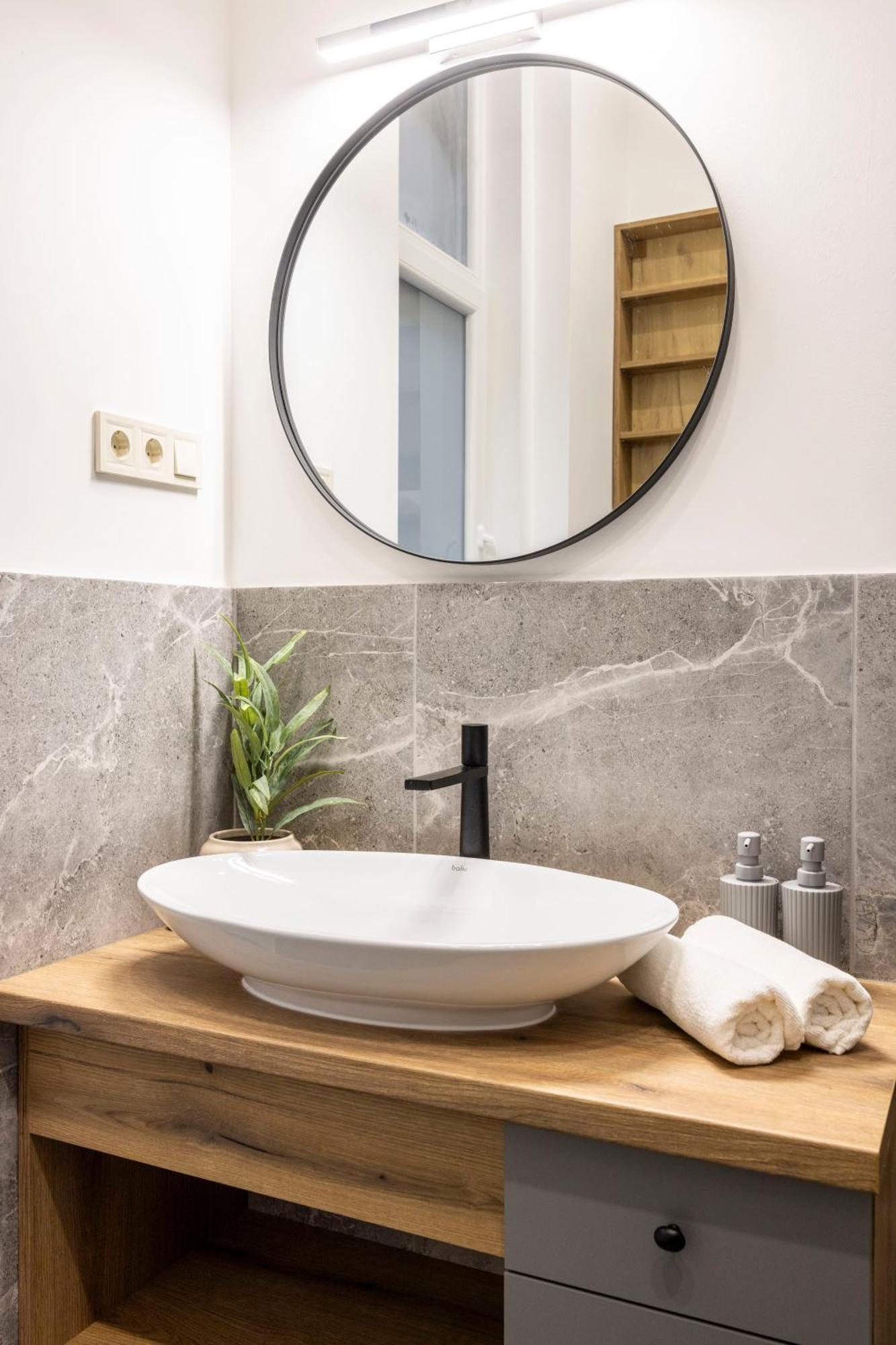 Exclusive Stylish Suite By Prestige Homes Next To The Oktogon Budapeste Exterior foto